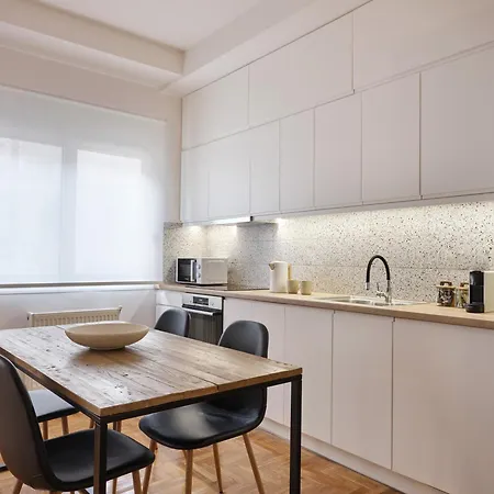 Sunny And Comfy 2Bd Apt In Kolonaki Atena Exterior foto