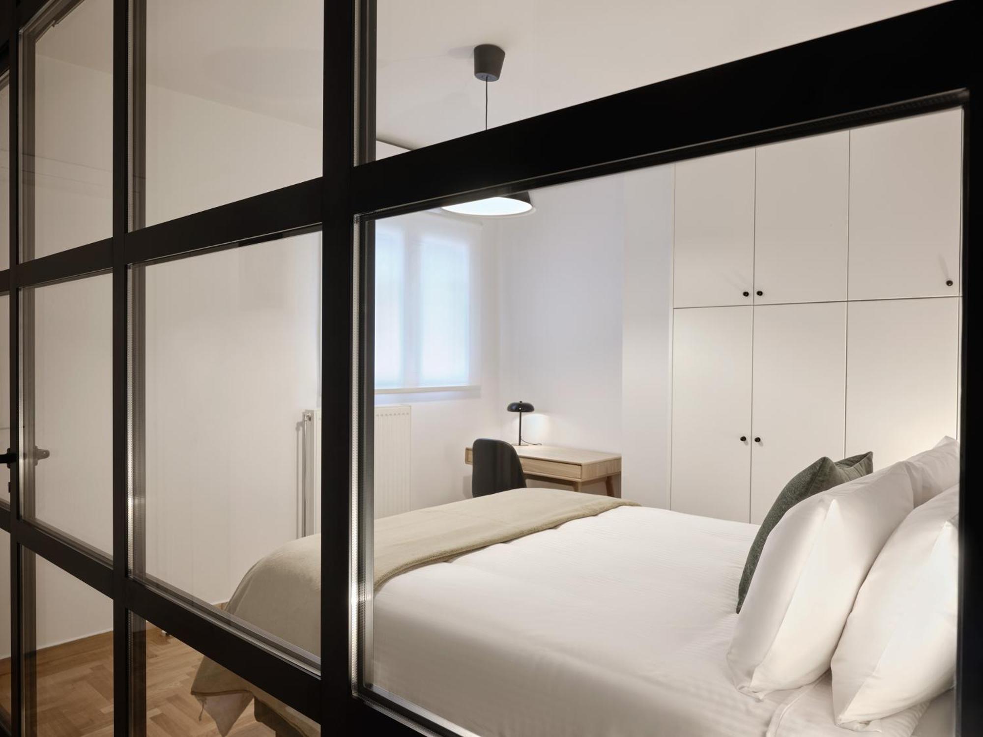 Sunny And Comfy 2bd In Kolonaki Apartment